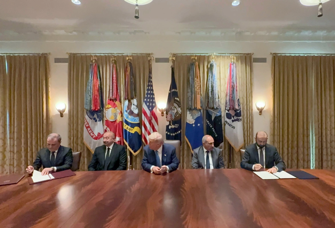 Azərbaycan və Ermənistan sülh sazişi layihəsini paraflayıb