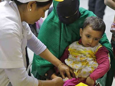 Banqladeşdə 50 milyon uşaq və yeniyetmə peyvənd olacaq