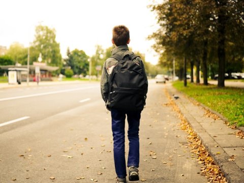 Bakıda itkin düşən uşağı&nbsp;polislər&nbsp;TAPDI