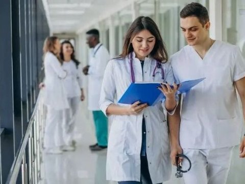 Tibb təhsilində ödəniş artımı -&nbsp;Yüksək təhsil haqqı imkansız tələbələri uzaqlaşdırır