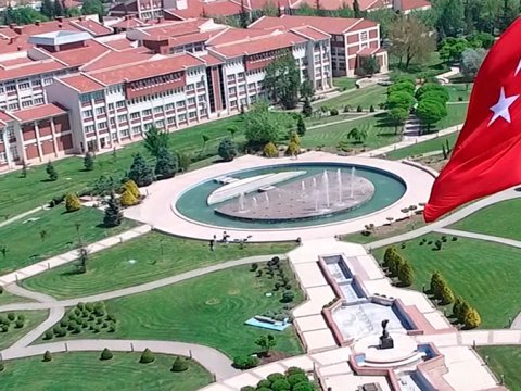 Türkiyə universitetlərində ən çox şəhadətnamə və imtina verənlər AÇIQLANDI