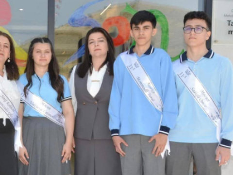 Cəbrayılda 3 məzun tələbə adını qazanıb