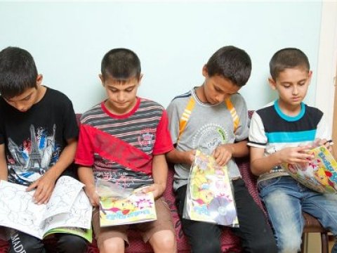 İnternatlarda valideynini itirmiş uşaqların sayı artıb