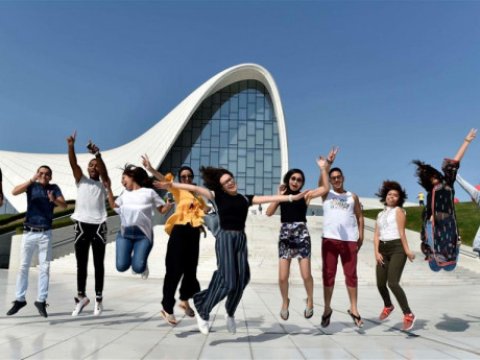 Azərbaycanda gənclərin sayı açıqlanıb