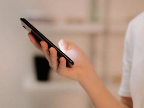 Kanadada məktəblərdə telefon istifadəsi qadağan edilir