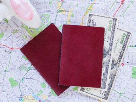 Agentlik xaricdə onlayn təhsillə bağlı xəbərdarlıq edib