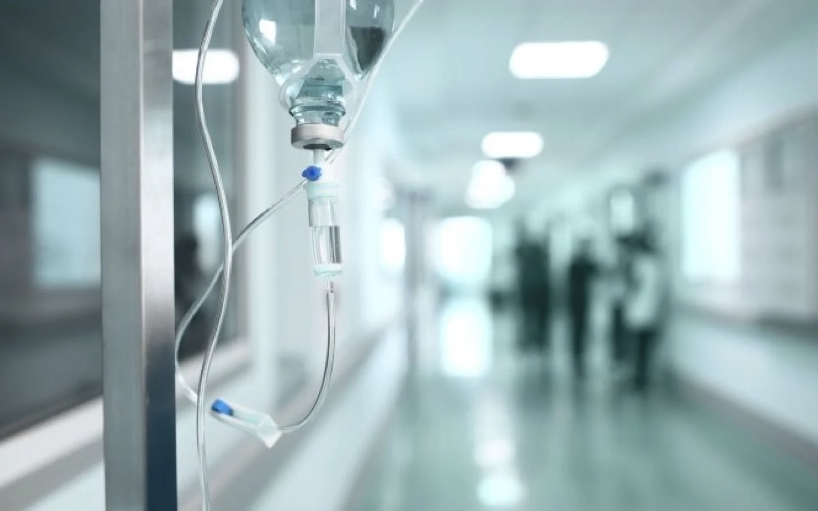 Valideynləri tərəfindən döyülən körpənin vəziyyəti ağırdır