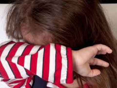 Zorakılığa məruz qalan uşaq anasına qaytarıldı