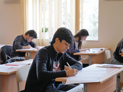 Dövlət İmtahan Mərkəzində TOEFL iBT imtahanı keçirilib