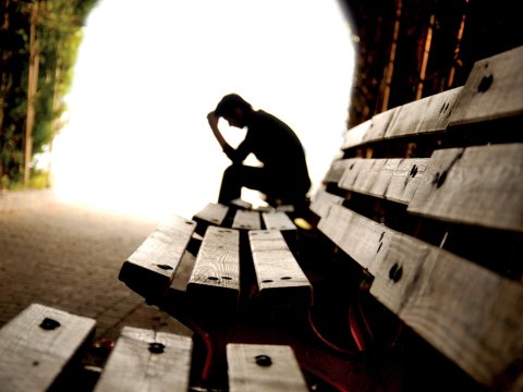 Yüksək gözləntilər gənclərdə özgüvən problemi yaradır - PSİXOLOQ