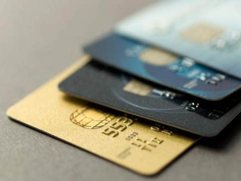 Uşaqlar və bank kartları: Hər yaş üçün hüquqi çərçivə necədir? - QANUN