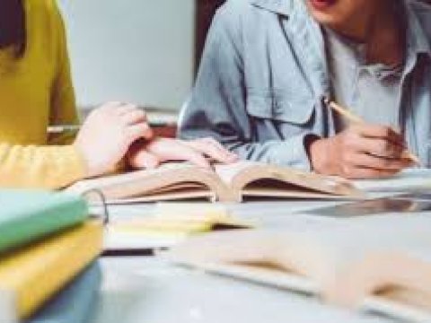 Repetitorluqda gənc müəllimlər üstünlük qazanır - abituriyentlər onları seçir