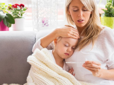 Payız gəlir: uşaqları yoluxucu xəstəliklərdən necə qorumaq olar?