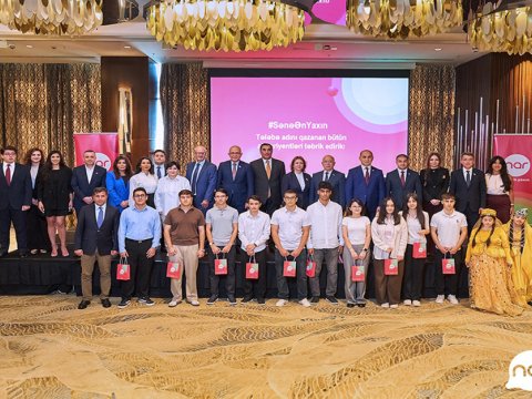 Ən yüksək nəticə göstərən abituriyentlər mükafatlandırıldı 