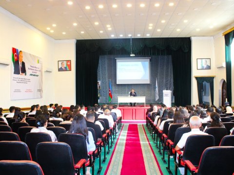 MDU-da&nbsp;fəaliyyətə başlayan yeni müəllimlərlə görüş keçirilib