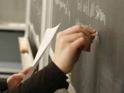 Gənclər dərsi rəqəmsallaşdırır, yaşlılar ənənəyə yapışır - “Təlimə cəlb olunsunlar”