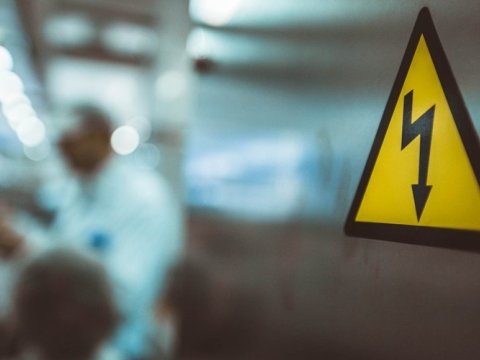 Ağdaşda 11 yaşlı yeniyetməni elektrik cərəyanı vuraraq öldürüb