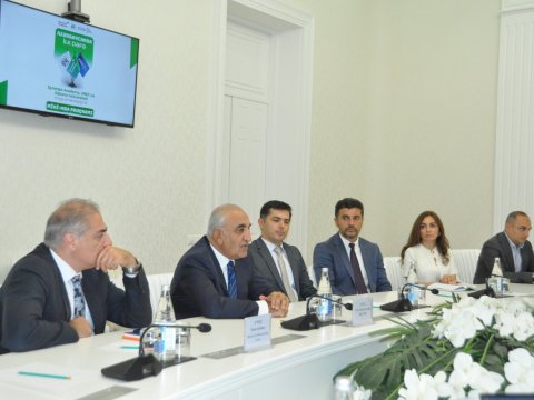 Ölkədə ilk: Biznes təhsilinin yeni modeli UNEC-də