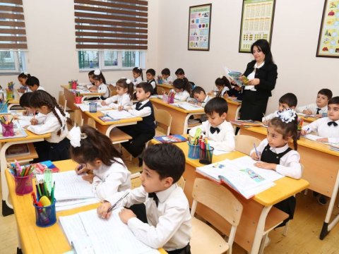 Ölkədə 516 min şagird kodlaşdırmanın əsaslarını öyrənib