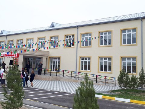 Saatlıda təmir olunan məktəb istifadəyə VERİLİB