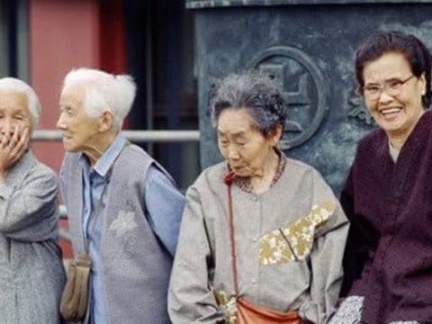 Yaponiyada 100 və daha çox yaşı olanların sayı rekord həddə çatıb