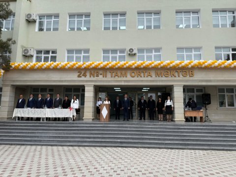 Gəncədə 24 nömrəli məktəbin təmirdən sonra açılışı olub