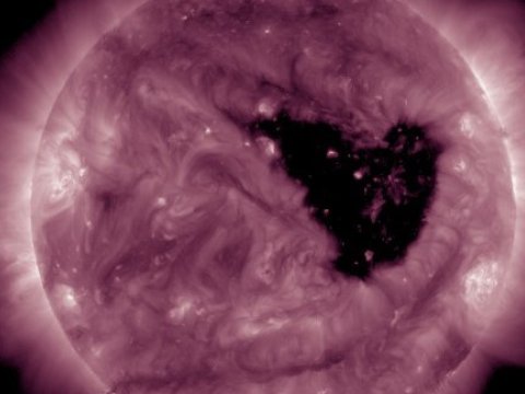 Güclü geomaqnit qasırğası müşahidə olunur