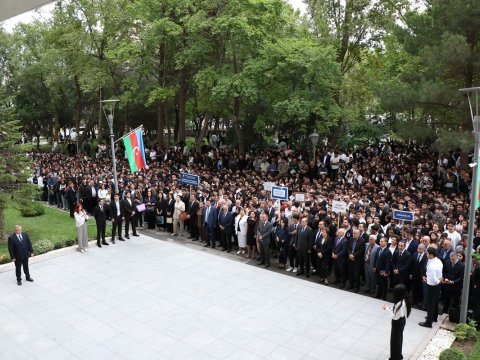 AzMİU-da &ldquo;Bilik Günü&rdquo;: Yeni tədris ilinə böyük ümidlərlə start verildi