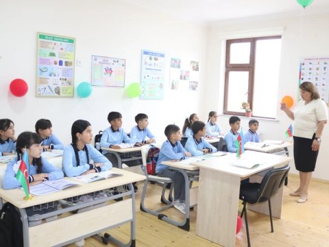 Laçında bir neçə məktəbdə Bilik Günü qeyd olunub