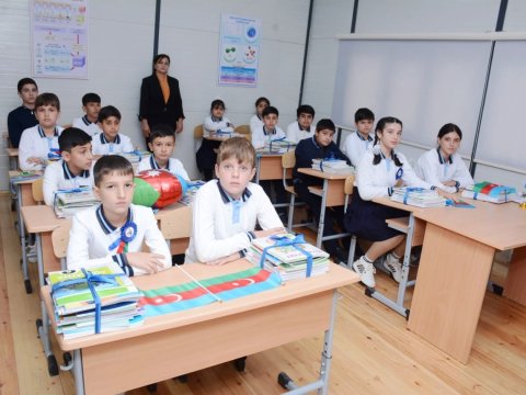 Kəlbəcərdə ilk təhsil zəngi çalınıb