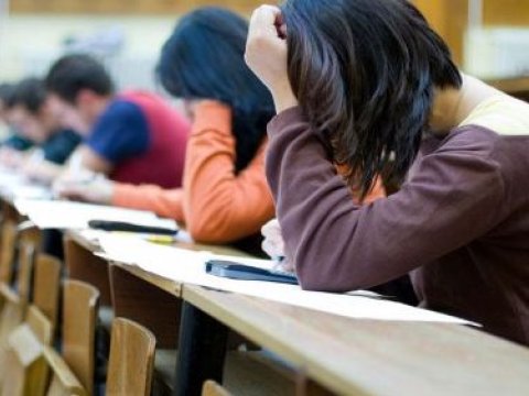 Dünya ölkələrində şagirdlər üçün qayıb limiti necə tənzimlənir?