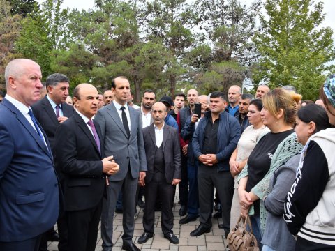 Rektordan valideynlərlə səmimi görüş: “Övladlarınızı bizə etibar edin”