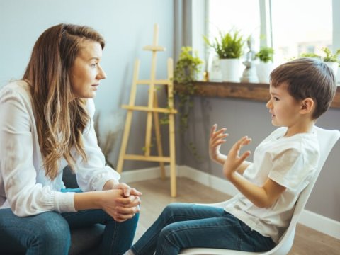 “Uşağa əxlaq müəllimi də lazımdır” - sosioloq valideynlərə ÇAĞIRIŞ 