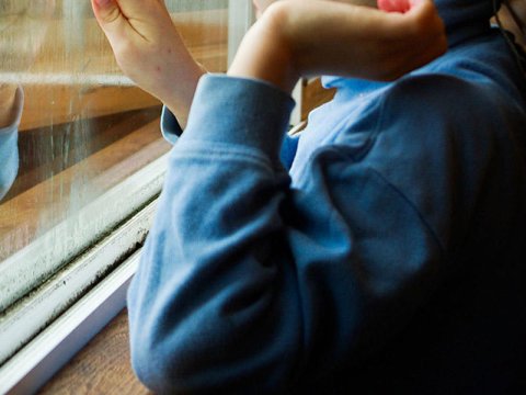 Naxçıvanda 5 yaşlı uşaq&nbsp;eyvandan yıxıldı