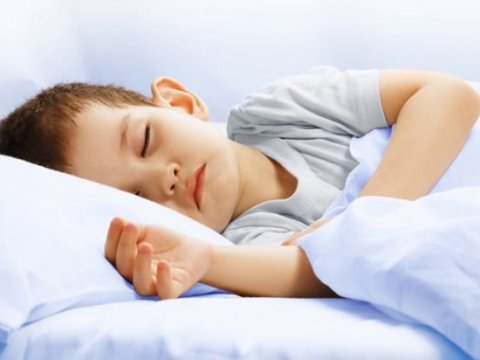 Uşaqları rejimlə yatızdırmaq niyə vacibdir? - pediatrdan AÇIQLAMA