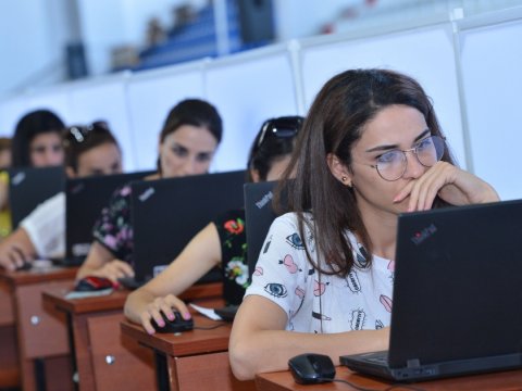 Sertifikasiya: 59 bal toplayan müəllim müsahibədən maksimum nəticə GÖZLƏYİR