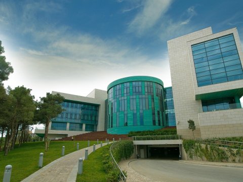 ADA hansı xarici universitetlərlə əməkdaşlıq edir? - SORĞU