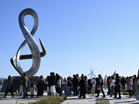 Azərbaycan xalqı Zəfər parkını ziyarət edir