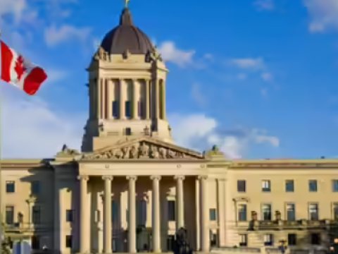 Kanadada hindistanlı tələbələr üçün təhsil vizalarının sayı 50% azaldıldı