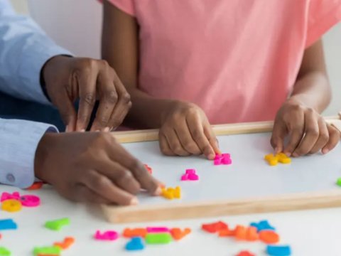 Britaniyadakı uşaq bağçaları şəbəkəsinə kiberhücum olub