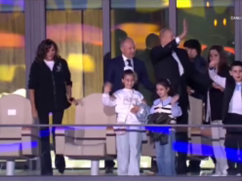 Prezidentlə xanımı zala Nilay və Xədicə ilə gəldilər - GÖRÜNTÜLƏR