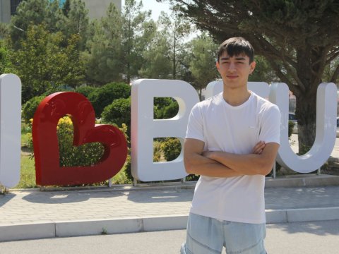 Özbəkistanlı tələbə: &ldquo;BMU akademik və şəxsi inkişafımda əvəzsiz rol oynayıb&rdquo;