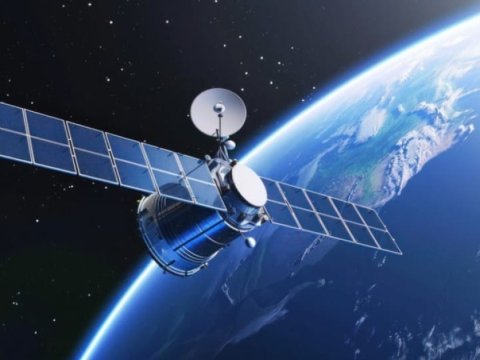 Alimlər: Kosmosda AI data mərkəzləri yaradıla bilər