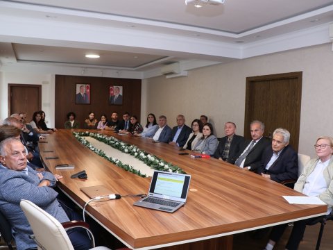AzMİU-da dünya şöhrətli alimin elmi seminarları keçirilir