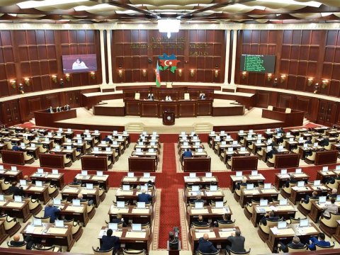 Deputatlar hansı ixtisas üzrə təhsil alıb? - SİYAHI