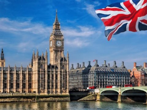 Böyük Britaniya təhsil siyasətini dəyişir