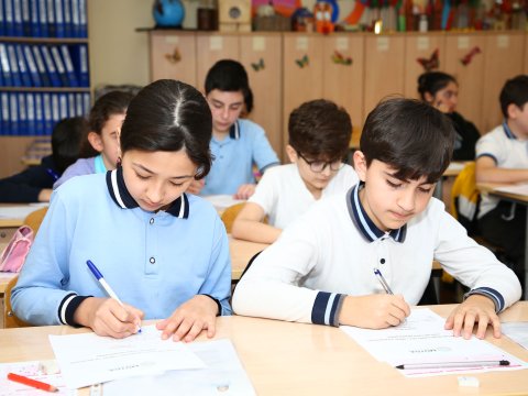 Paytaxtın iki məktəbi birləşdirilib