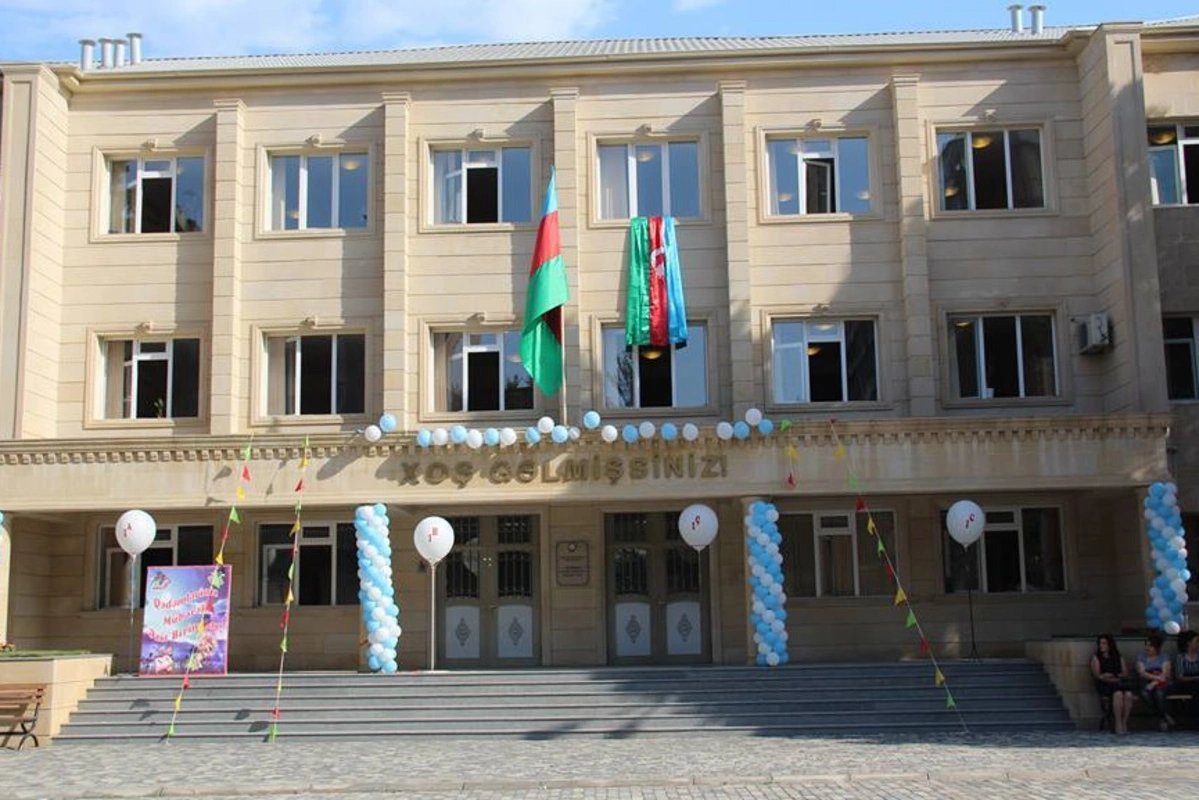 Bakıda məktəb liseyə birləşdirilir - Müəllimlər NARAHATDIR