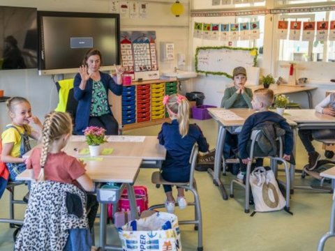 507 məktəbin hüquqi statusu ləğv edilir