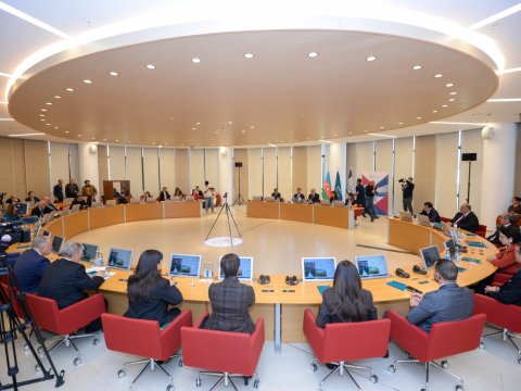 ADA Universitetində iqlim keçidində ali təhsilin rolu müzakirə olunub